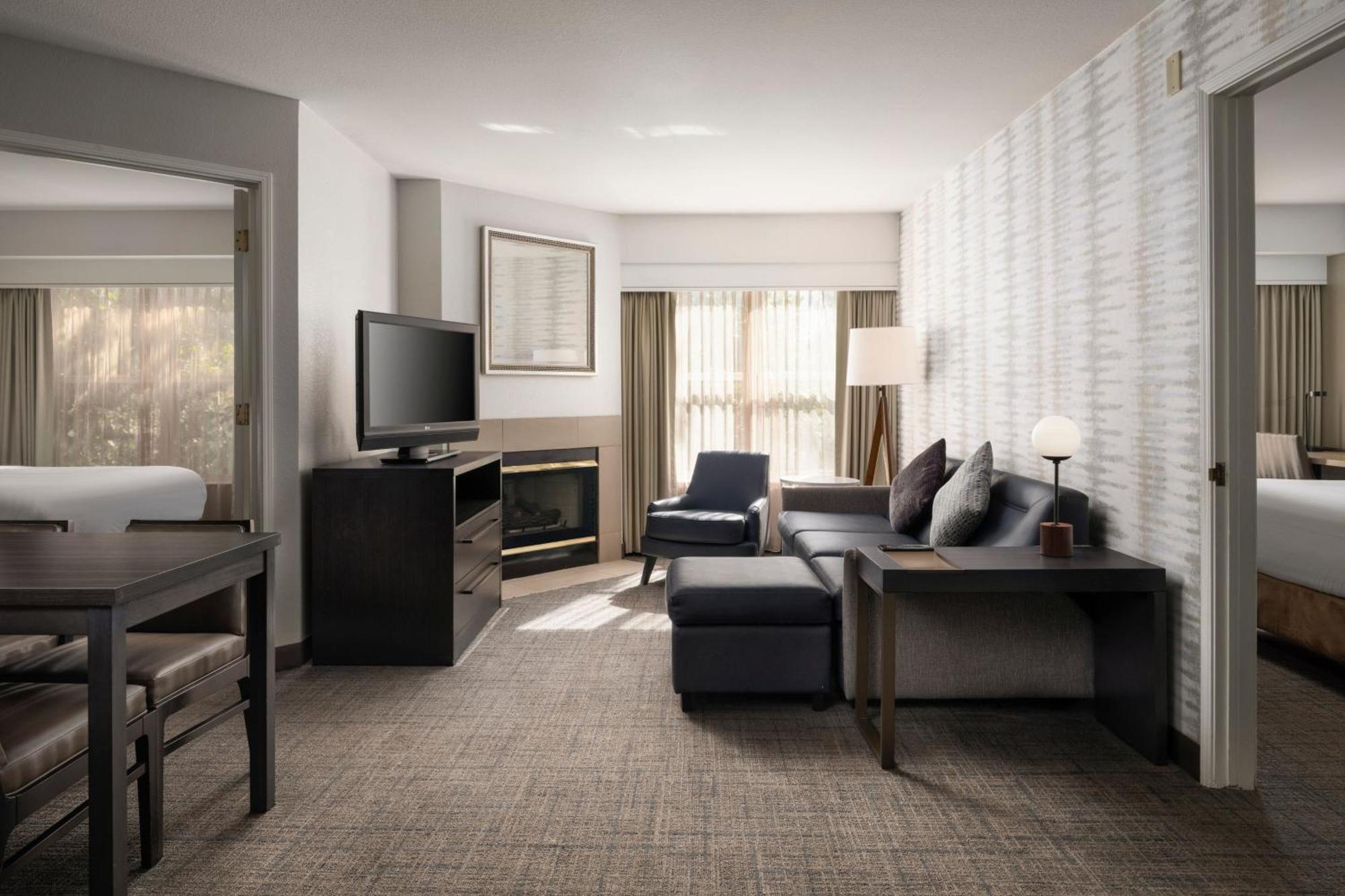 Hotel By Marriott Stockton